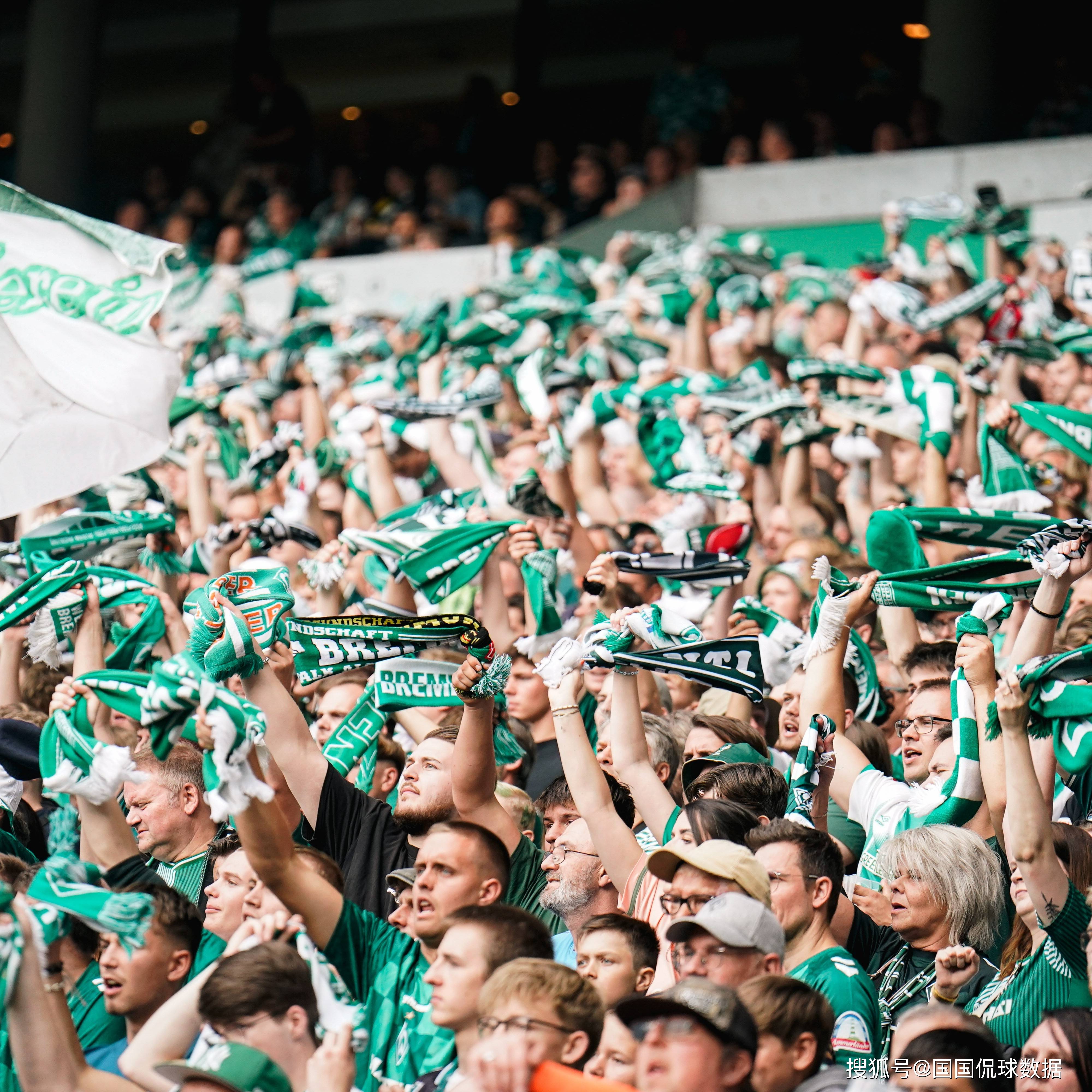 德甲对决,比分2-2,比赛节奏紧凑,关键逻辑:场均控球80%以上 德甲对决,比分2-2,比赛节奏紧凑,关键逻辑:场均控球80%以上