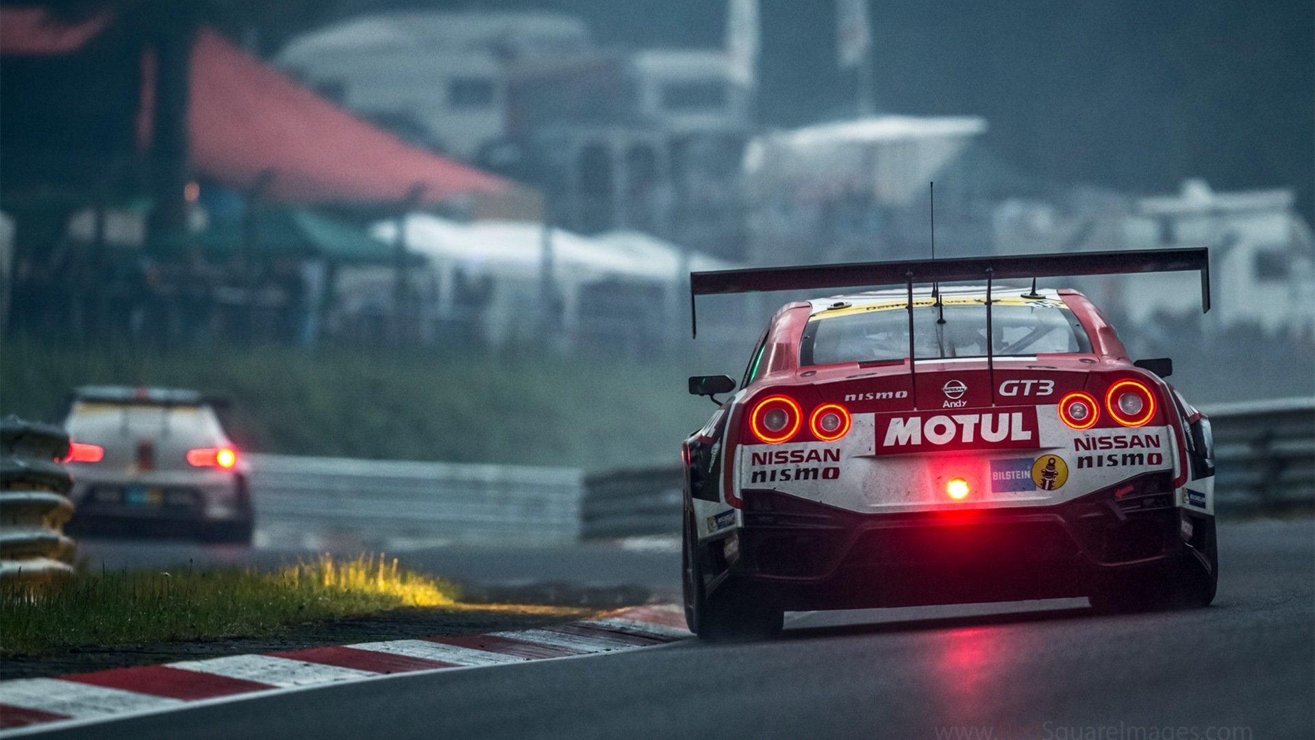 《赛事背后的故事：队伍磨合与选手成长》，队员磨合