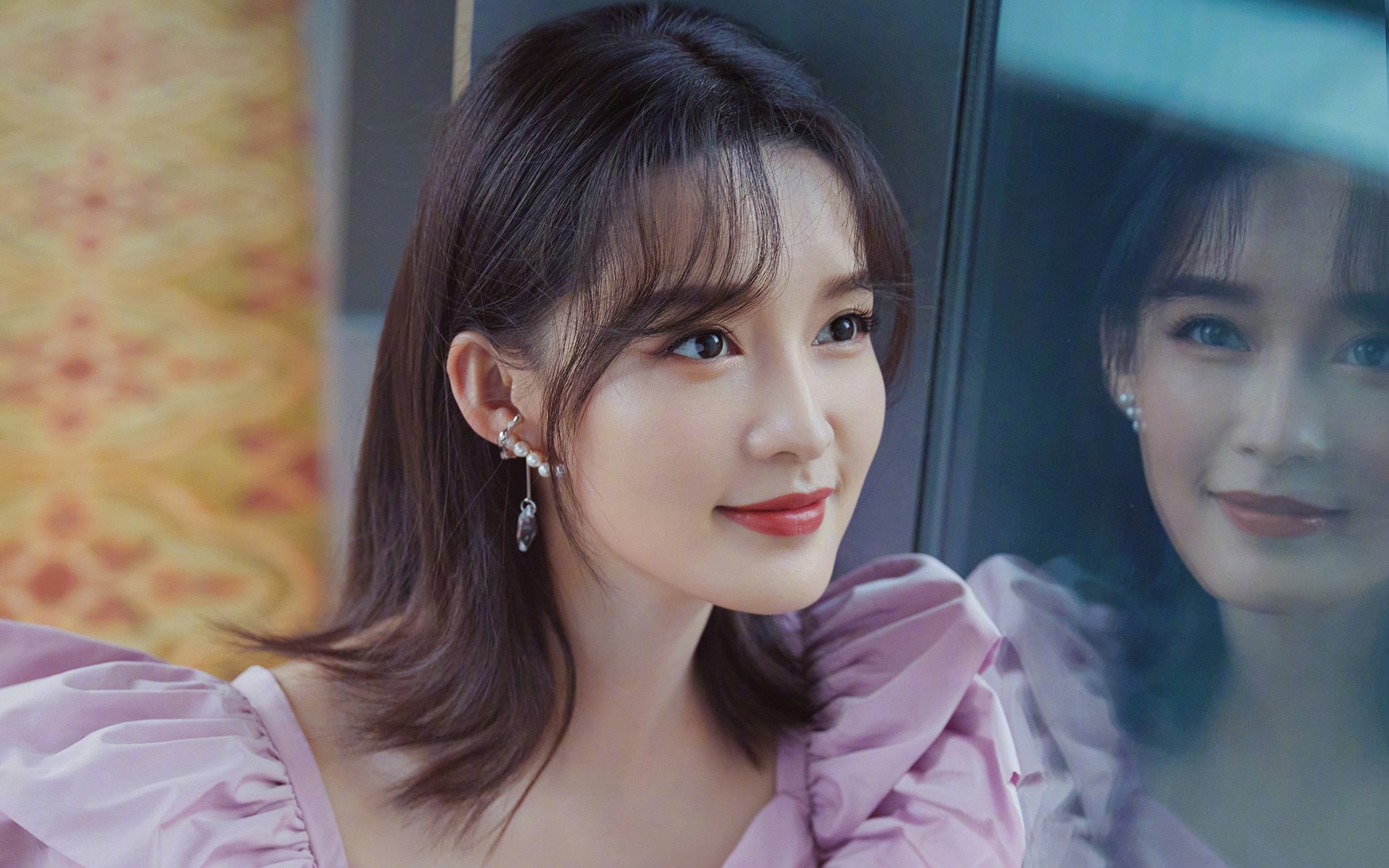 女足比赛冠军捧杯，精彩瞬间永存，女足经典比赛