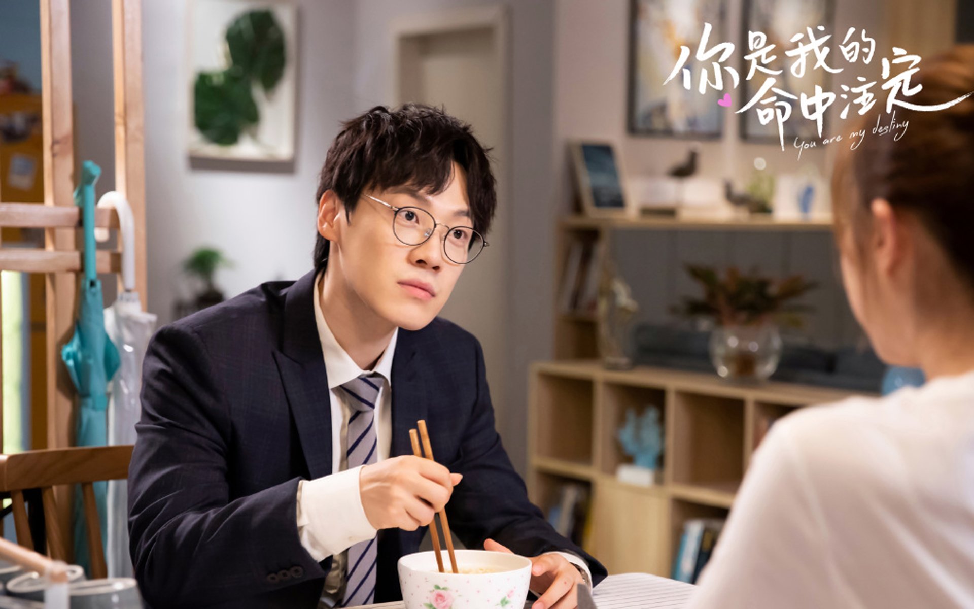 足球场上风云再起,球员力争胜利,足球场上经典语录