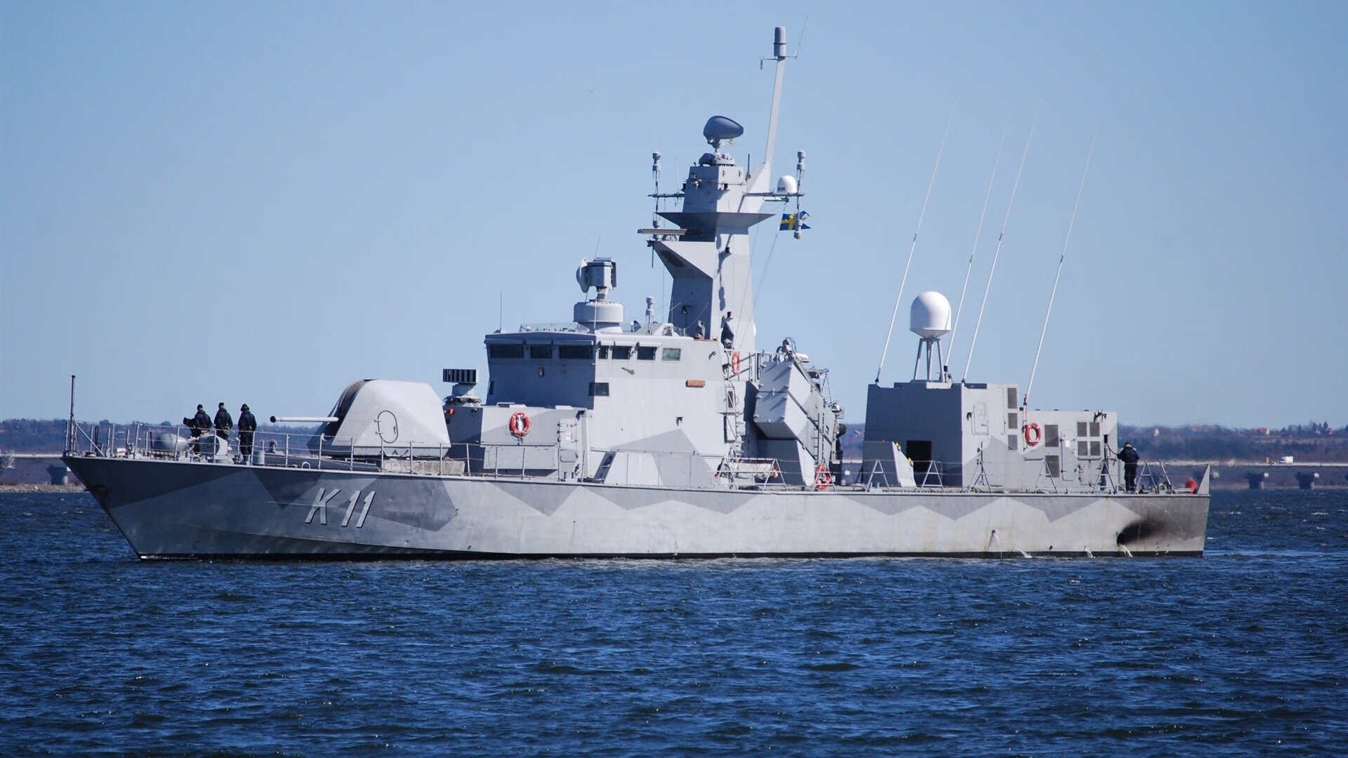 中国男篮外线核心状态回升 带动整体进攻,中国男篮历经28小时抵达赛区